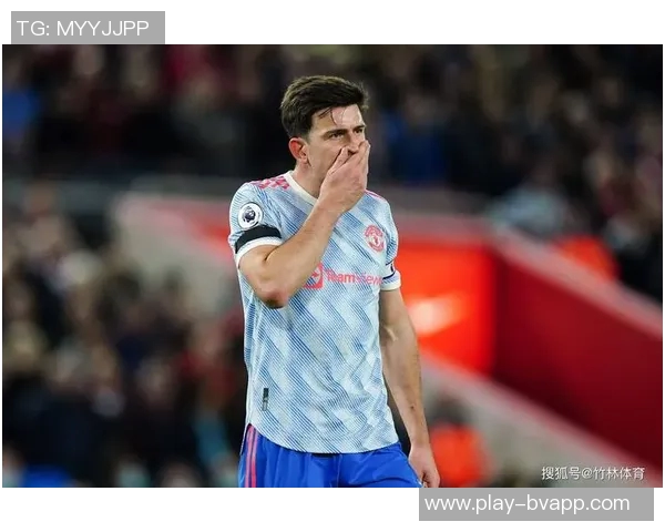 今日趣图:库库失误引发乌龙若换阿扎尔进攻恐怕会越位尴尬 今日趣图:库库失误引发乌龙若换阿扎尔进攻恐怕会越位尴尬