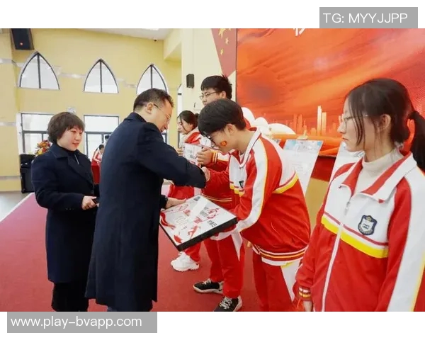 文班隔扣追梦引发激烈言辞对峙双方情绪高涨场面火爆 文班隔扣追梦引发激烈言辞对峙双方情绪高涨场面火爆