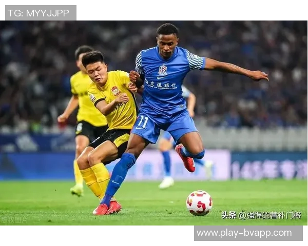 巴乙银靴克莱伯今日傍晚抵达云南助力球队新征程