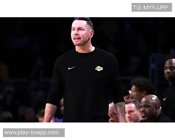 雷迪克谈球队内线表现：冲击次数少触球率低亟需改善